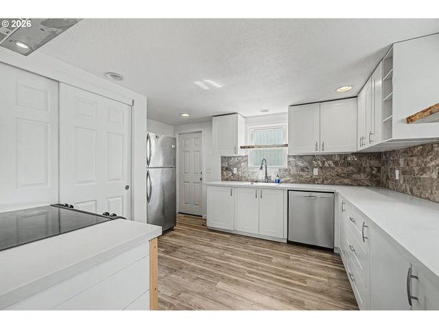 850 Se 141ST Ave, Portland, OR 97233