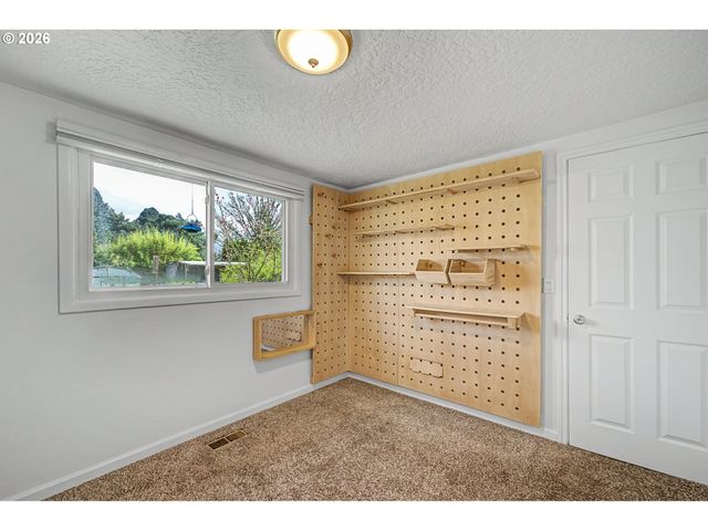 850 Se 141ST Ave, Portland, OR 97233