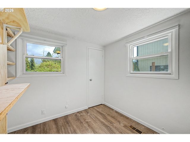 850 Se 141ST Ave, Portland, OR 97233