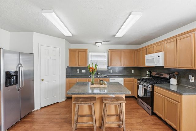 2726 Hidden Spring Vale Drive, Spring, TX 77386