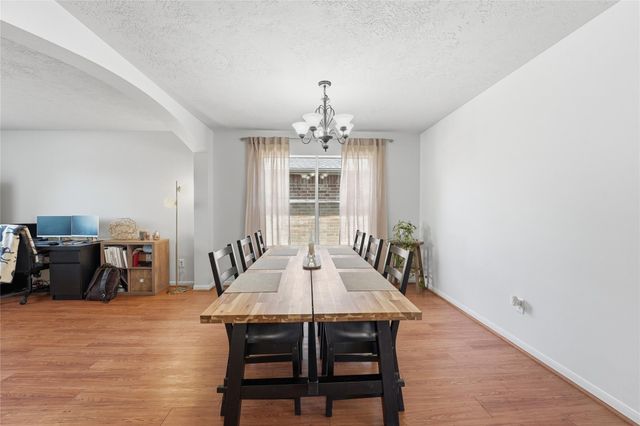 2726 Hidden Spring Vale Drive, Spring, TX 77386