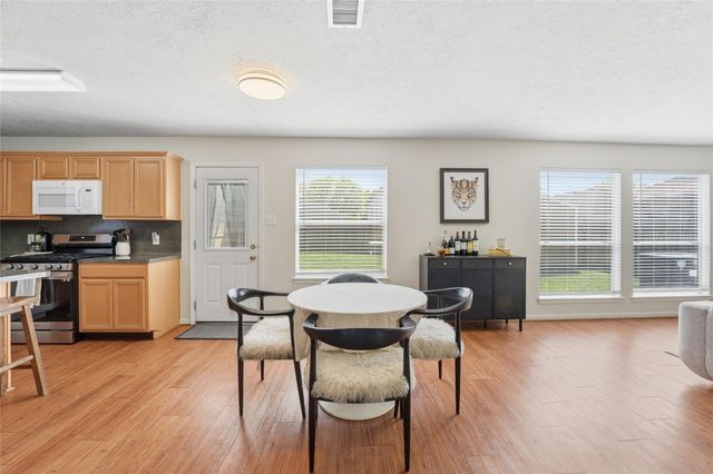 2726 Hidden Spring Vale Drive, Spring, TX 77386