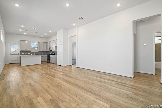2610 River Pointe, San Antonio, TX 78245