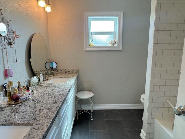 25827 Water Ridge Drive, Huffman, TX 77336