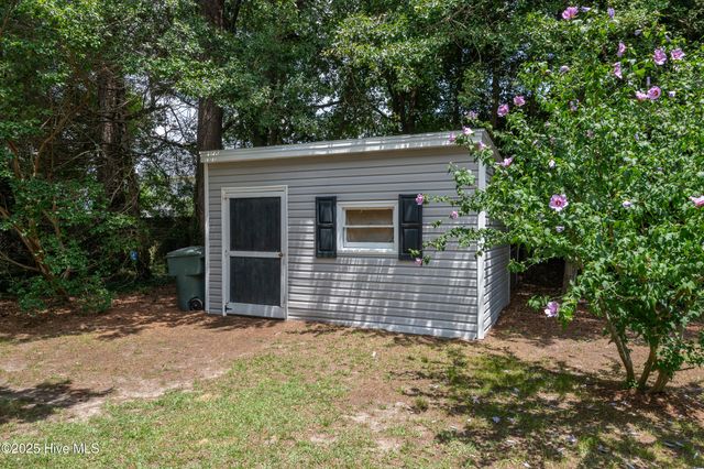 3305 Cadenza Street, Greenville, NC 27858