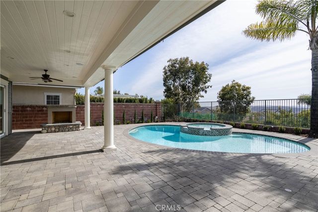 11 Craftsbury Pl, Ladera Ranch, CA 92694