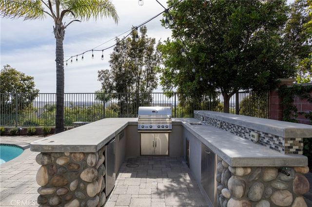 11 Craftsbury Pl, Ladera Ranch, CA 92694