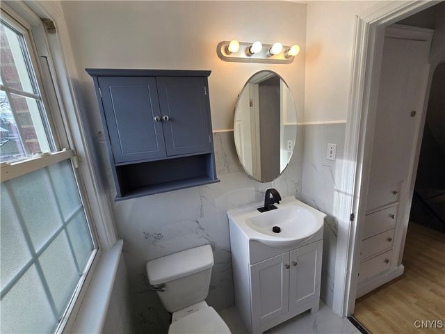 532 Orwood Place, Salina, NY 13208