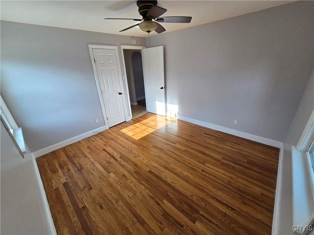 532 Orwood Place, Salina, NY 13208