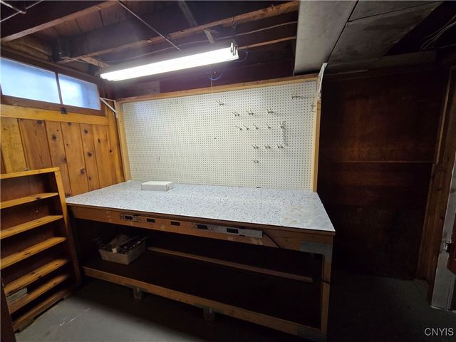 532 Orwood Place, Salina, NY 13208