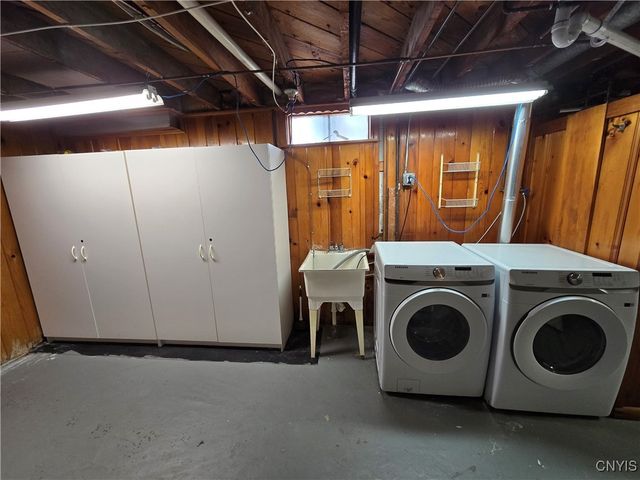 532 Orwood Place, Salina, NY 13208