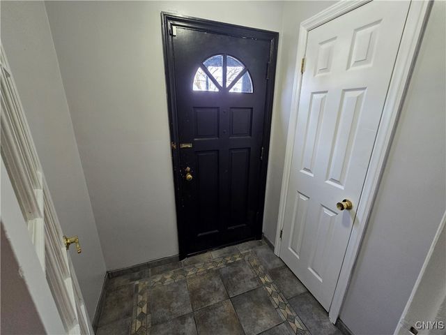 532 Orwood Place, Salina, NY 13208