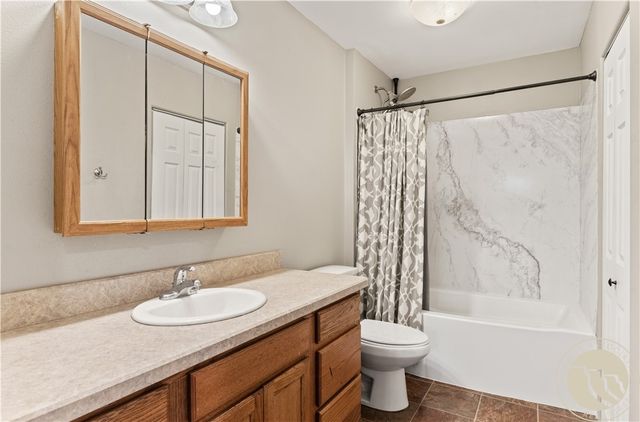 703 S Wagner Lane, Billings, MT 59105