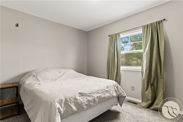 703 S Wagner Lane, Billings, MT 59105