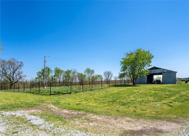 18936 Rockhill Drive, Siloam Springs, AR 72761