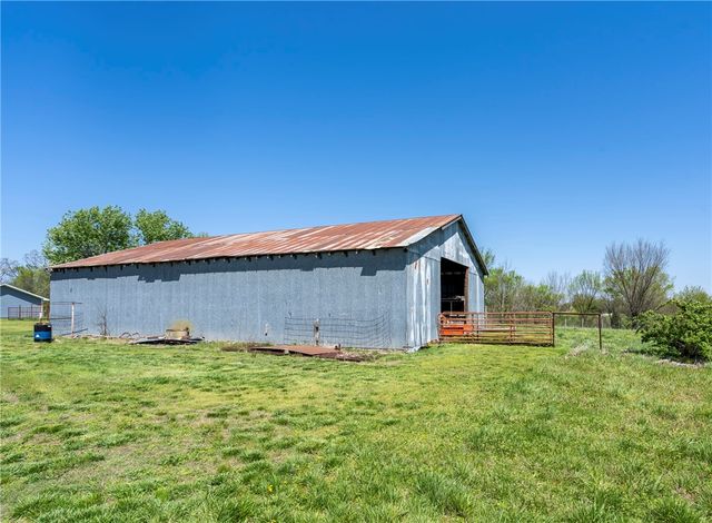 18936 Rockhill Drive, Siloam Springs, AR 72761