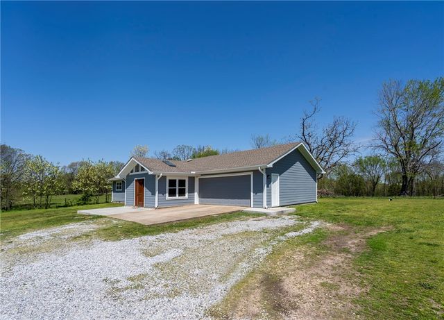 18936 Rockhill Drive, Siloam Springs, AR 72761