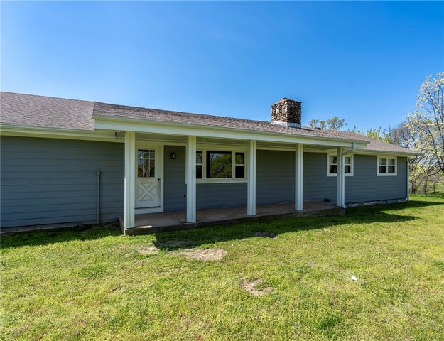 18936 Rockhill Drive, Siloam Springs, AR 72761