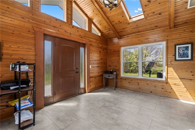 18936 Rockhill Drive, Siloam Springs, AR 72761