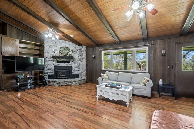 18936 Rockhill Drive, Siloam Springs, AR 72761