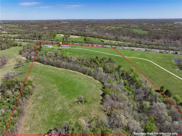 18936 Rockhill Drive, Siloam Springs, AR 72761