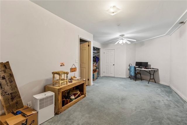 18936 Rockhill Drive, Siloam Springs, AR 72761