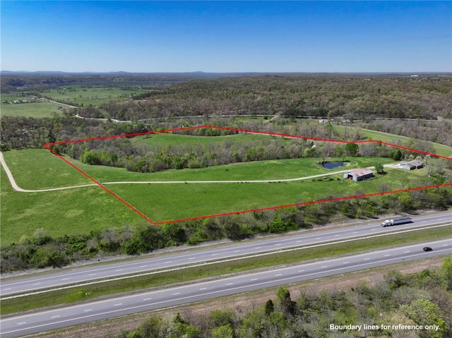 18936 Rockhill Drive, Siloam Springs, AR 72761