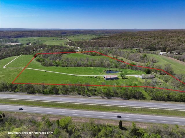 18936 Rockhill Drive, Siloam Springs, AR 72761