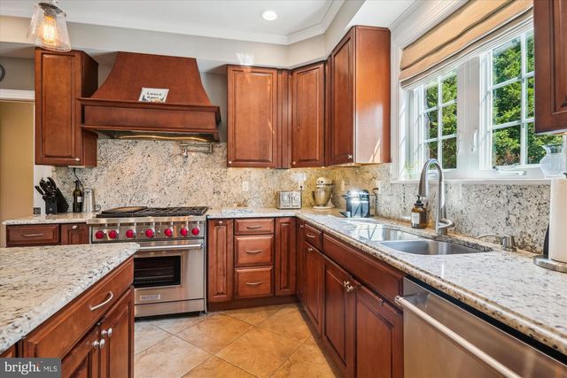 8818 COTTONGRASS ST, Waldorf, MD 20603