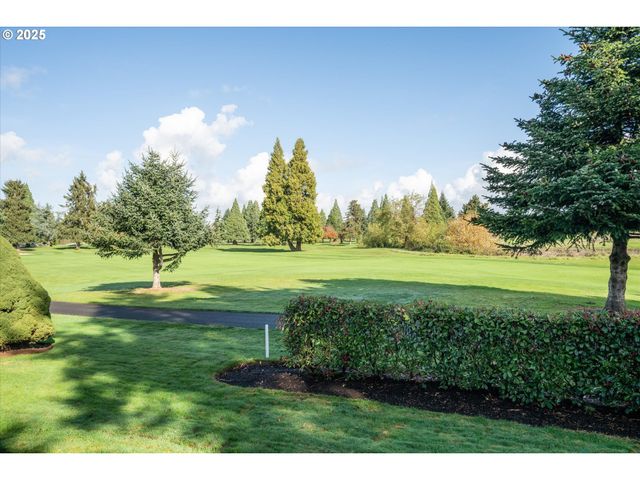 370 MAGNOLIA Dr, Creswell, OR 97426