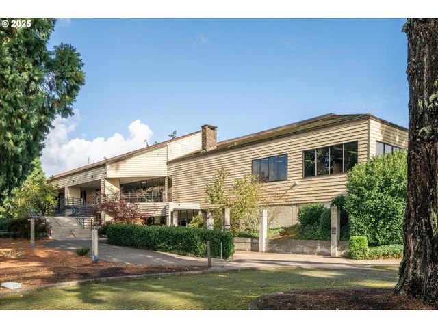 370 MAGNOLIA Dr, Creswell, OR 97426