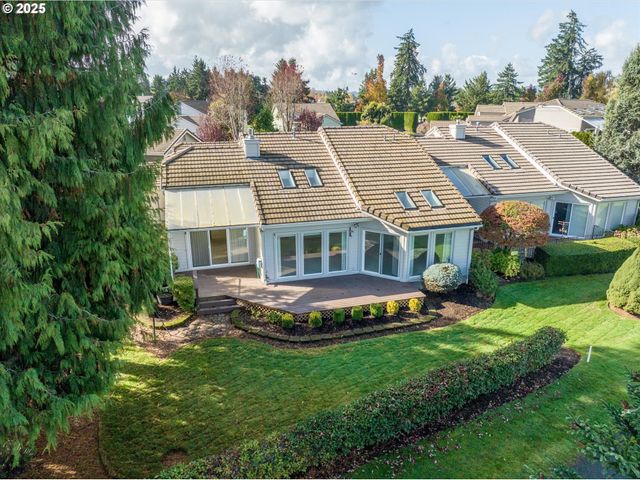 370 MAGNOLIA Dr, Creswell, OR 97426