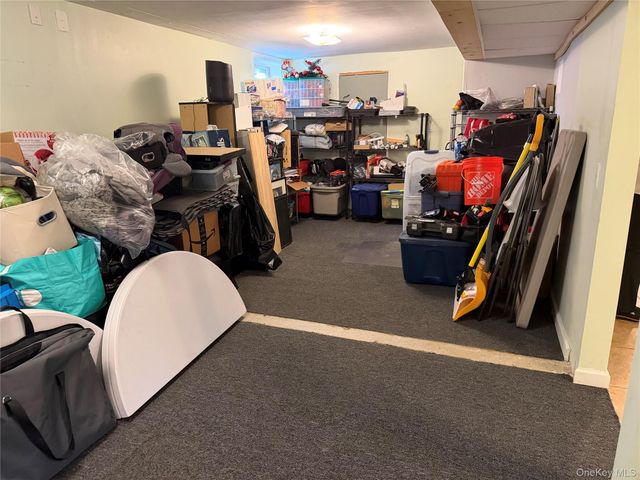 6 Thorney Avenue, Huntington Station, NY 11746