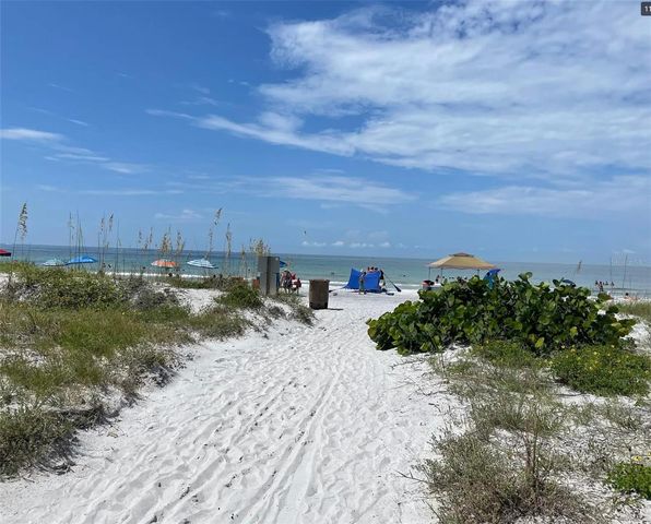 13228 3RD STREET E 2, Madeira Beach, FL 33708