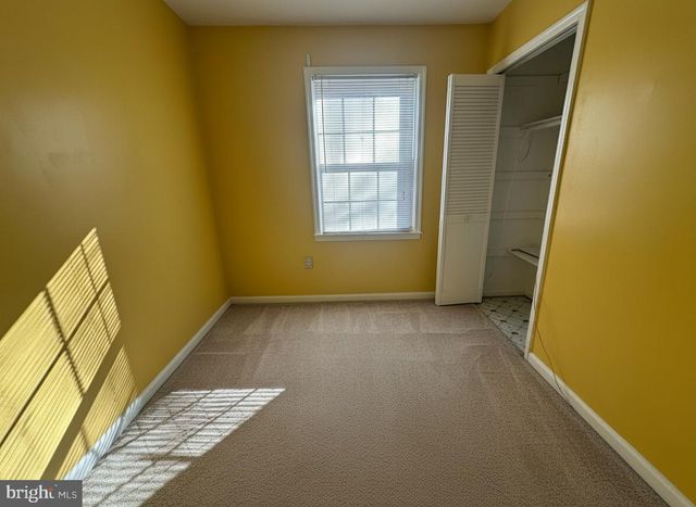 8956 MILROY CT, Manassas, VA 20110