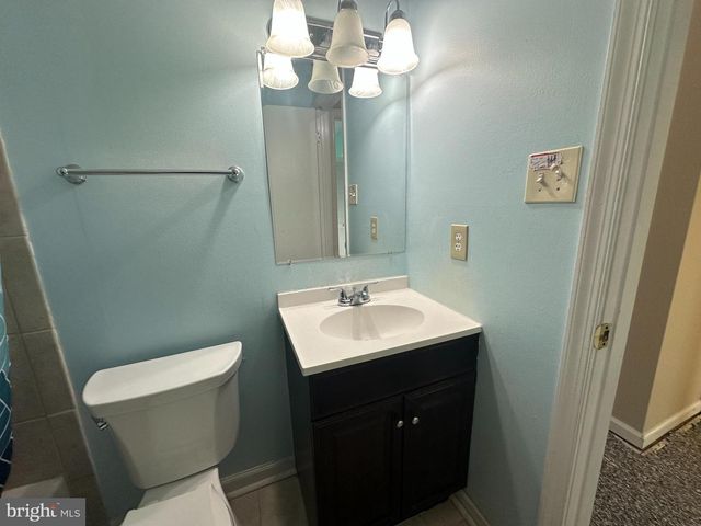 8956 MILROY CT, Manassas, VA 20110