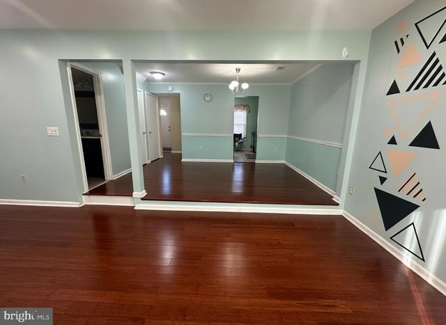 8956 MILROY CT, Manassas, VA 20110