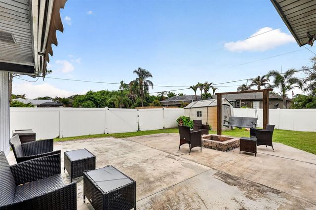 641 SE Streamlet Avenue, Port St. Lucie, FL 34983