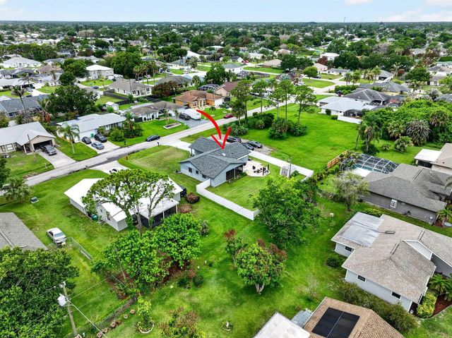 641 SE Streamlet Avenue, Port St. Lucie, FL 34983