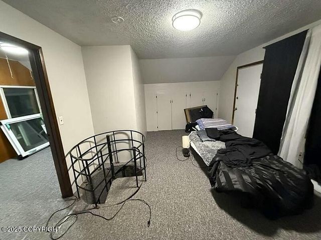 3601 Sharatin Road, Kodiak, AK 99615