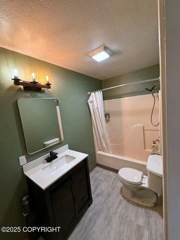3601 Sharatin Road, Kodiak, AK 99615