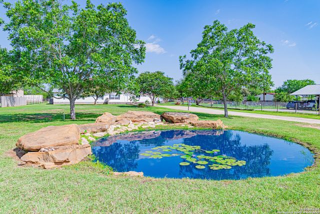 14305 Streich, Elmendorf, TX 78112