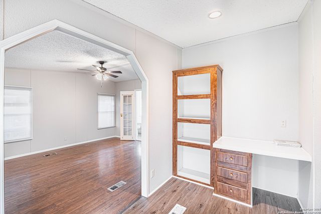 14305 Streich, Elmendorf, TX 78112