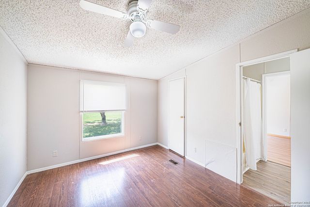 14305 Streich, Elmendorf, TX 78112