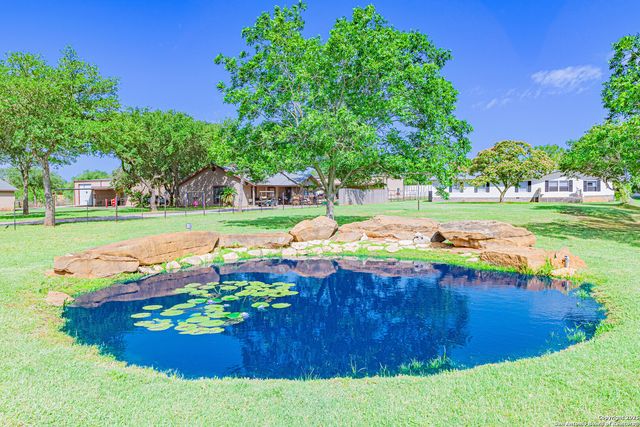 14305 Streich, Elmendorf, TX 78112