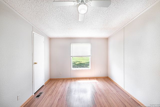 14305 Streich, Elmendorf, TX 78112