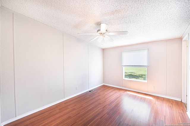 14305 Streich, Elmendorf, TX 78112