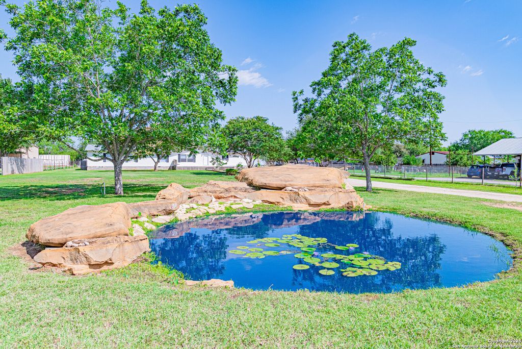 14305 Streich, Elmendorf, TX 78112