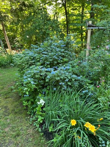 171 Crawley Falls Road, Brentwood, NH 03833