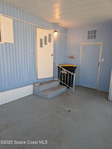 436 NE Holiday Park Boulevard NE, Palm Bay, FL 32907